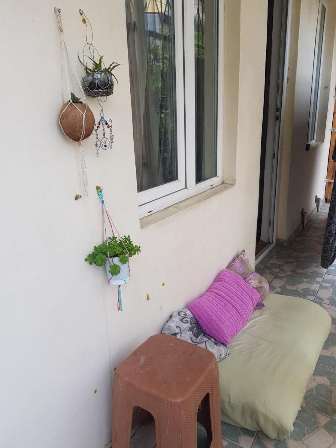 Enjoy The Hostel Batumi Exterior foto